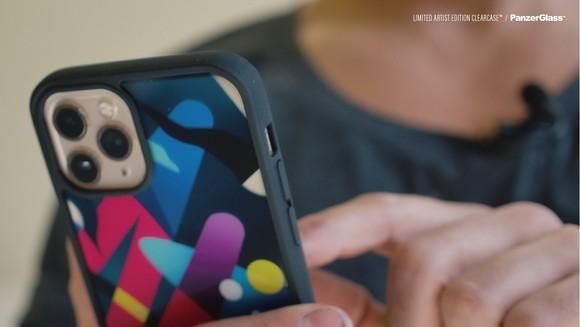 PanzerGlass hat jetzt in Zusammenarbeit mit Mikael B die erste Limited Artist Edition seines Smartphone Covers ClearCase herausgegeben. - StreetArt f�r das Handy: PanzerGlass launcht Limited Artist Edition f�r iPhones
