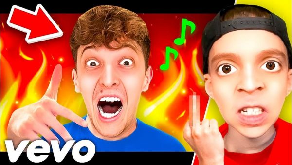 Er macht DISSTRACK gegen KLEINER JUNGE! 😳 (eskaliert)