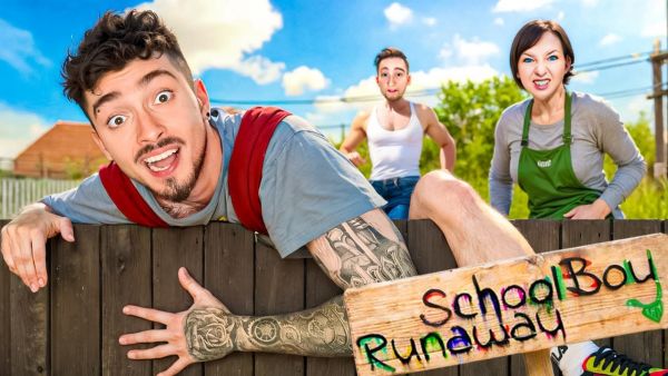 СБЕЖАЛ ЧЕРЕЗ ЗАБОР ОТ ЗЛЫХ РОДИТЕЛЕЙ В SCHOOLBOY RUNAWAY В