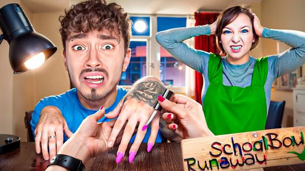 СДЕЛАЛ МАНИКЮР В ДОМЕ ЗЛЫХ РОДИТЕЛЕЙ В SCHOOLBOY RUNAWAY В