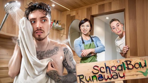 МОЮСЬ В ВАННЕ ЗЛЫХ РОДИТЕЛЕЙ В SCHOOLBOY RUNAWAY В МАЙНКРА