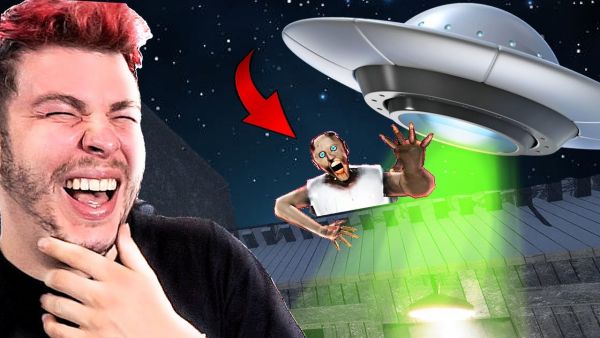 GRANNY lässt mich von UFO entführen 🤣 NEUES Ende
