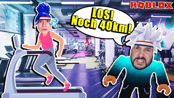 BABY KAAN IST PERSONALTRAINER VON MAMA DANIA! Er zwingt sie Sport zu machen [Roblox Deutsch]